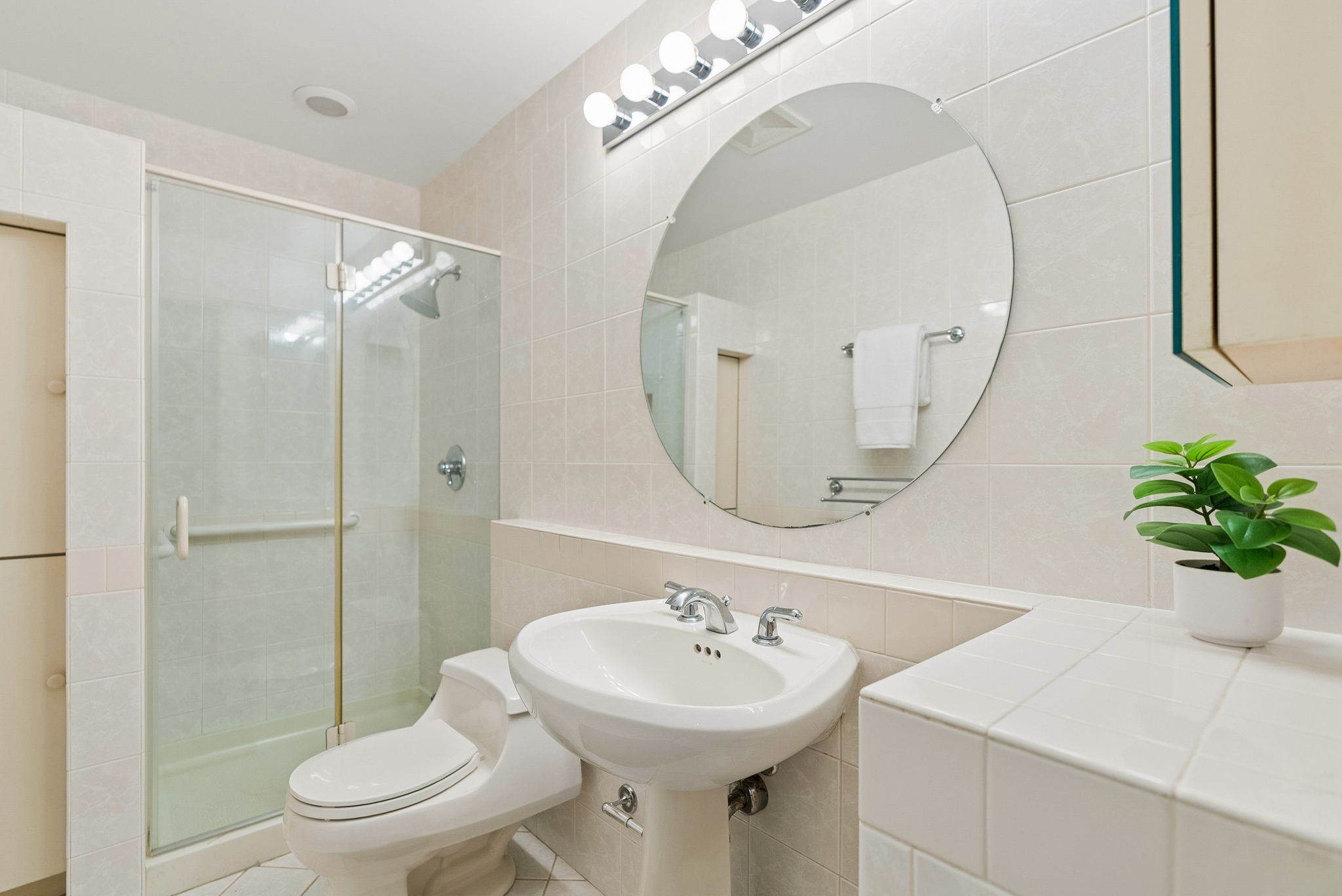 Buckingham Manor 56