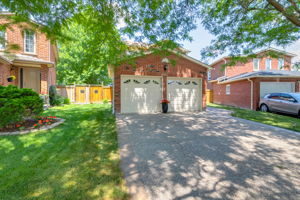  6103 Camgreen Cir, Mississauga, ON L5N 4N2, US Photo 1