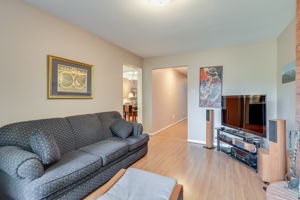  6103 Camgreen Cir, Mississauga, ON L5N 4N2, US Photo 6