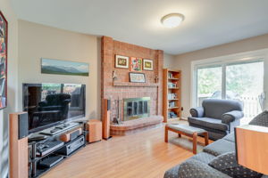  6103 Camgreen Cir, Mississauga, ON L5N 4N2, US Photo 5