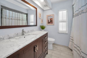 Bathroom2