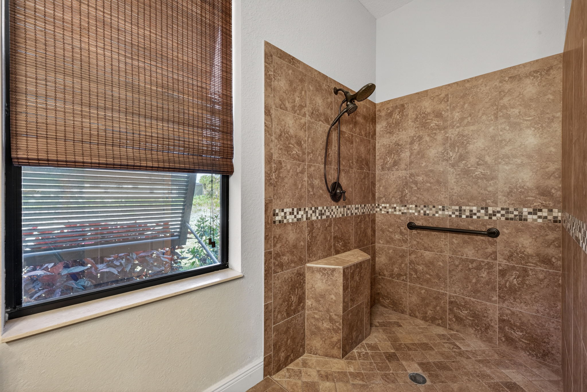 Guest Bathroom 2 of 2