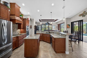 Kitchen 3 of 4