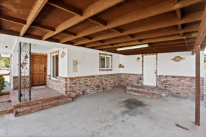  Photo 30