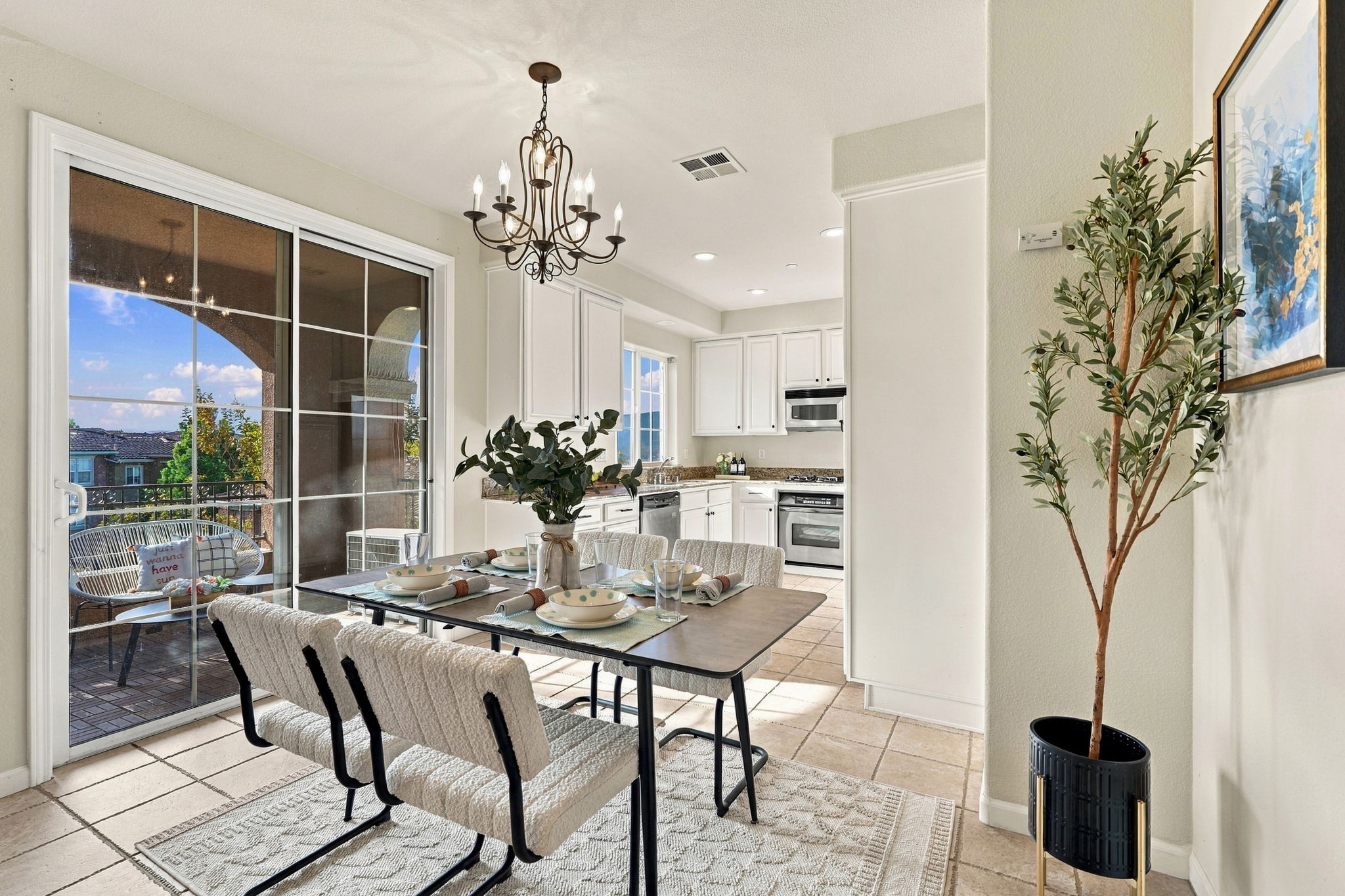 010_F8_611 Adeline Ave