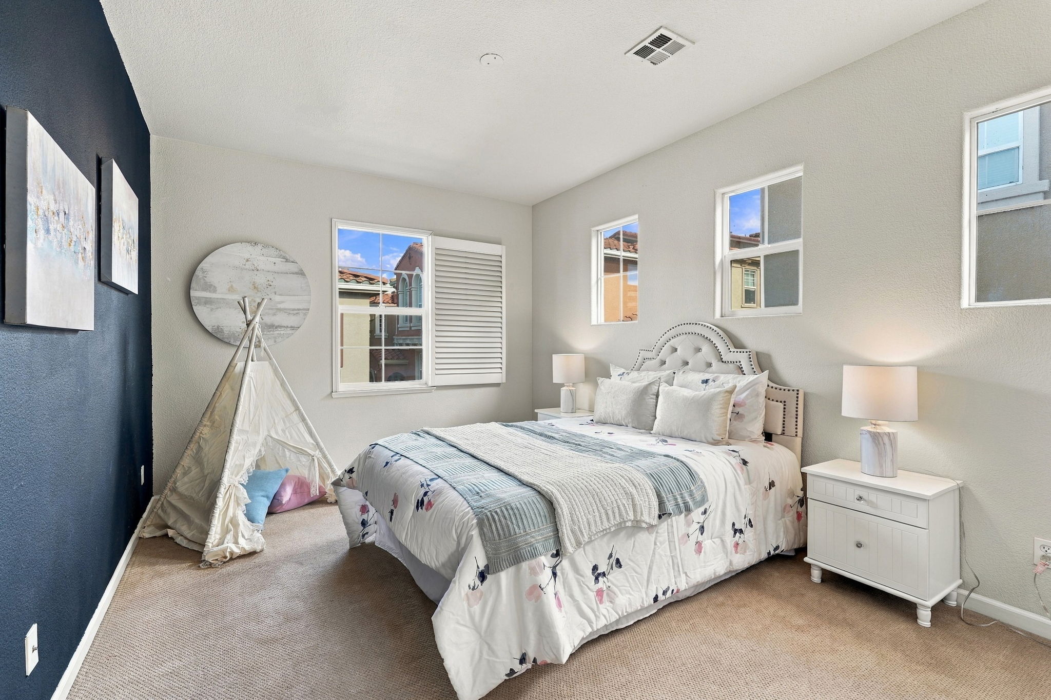 013_F8_611 Adeline Ave