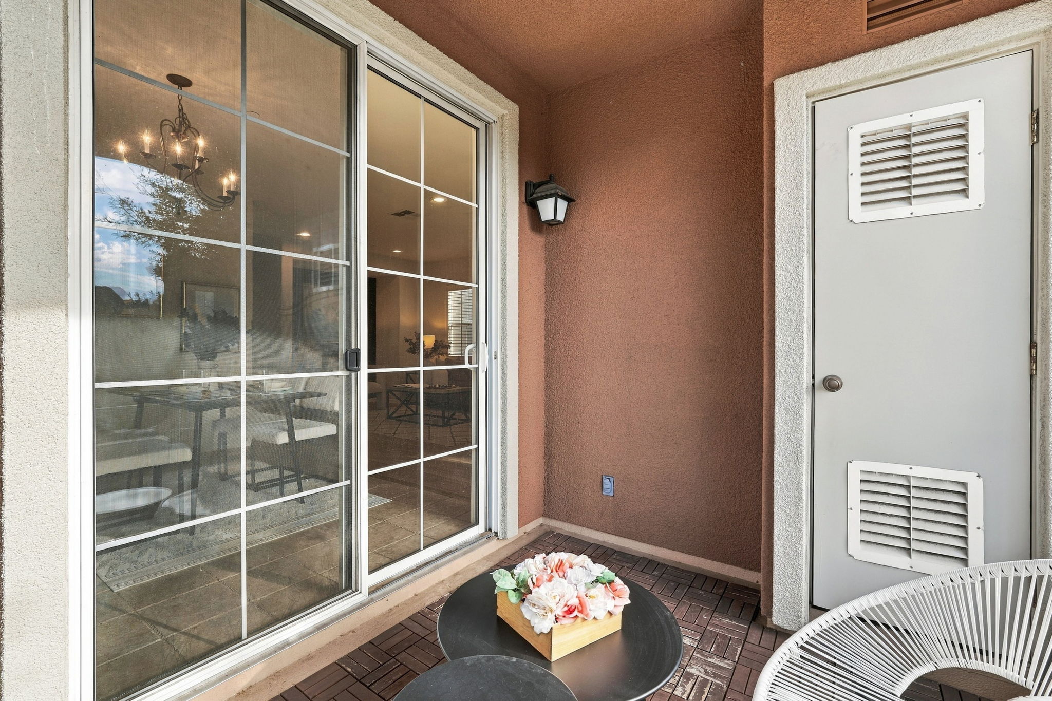 029_F8_611 Adeline Ave