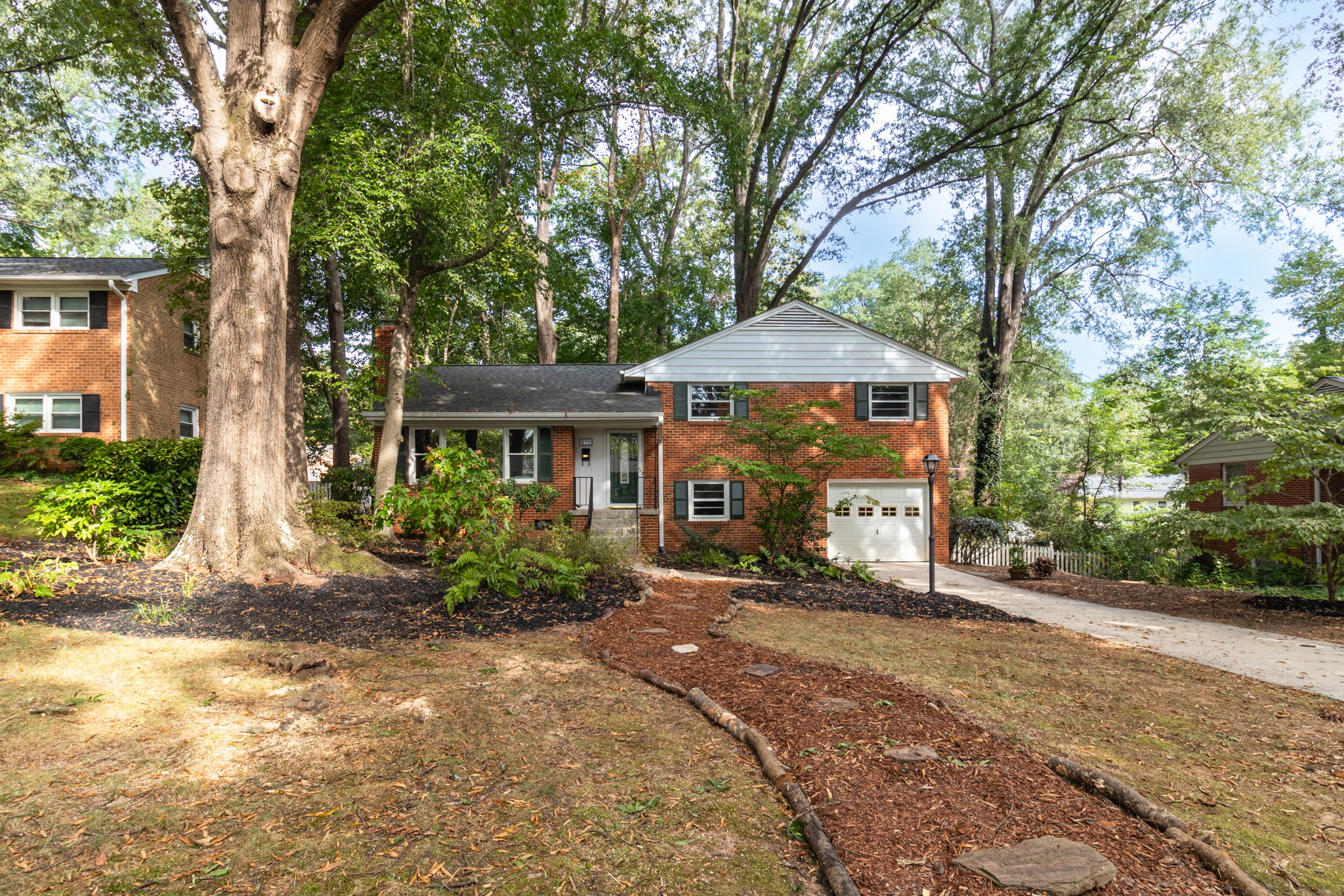 611 Catalina Dr-2