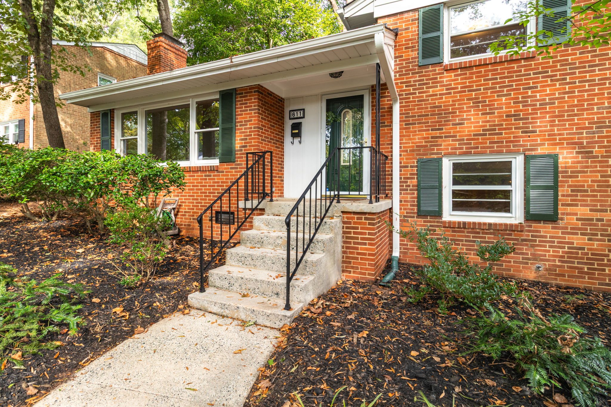 611 Catalina Dr-5