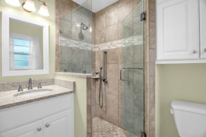 611 Catalina Dr-19