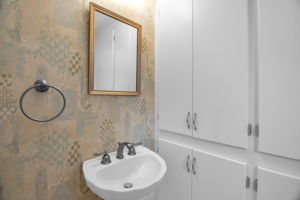 611 Catalina Dr-25