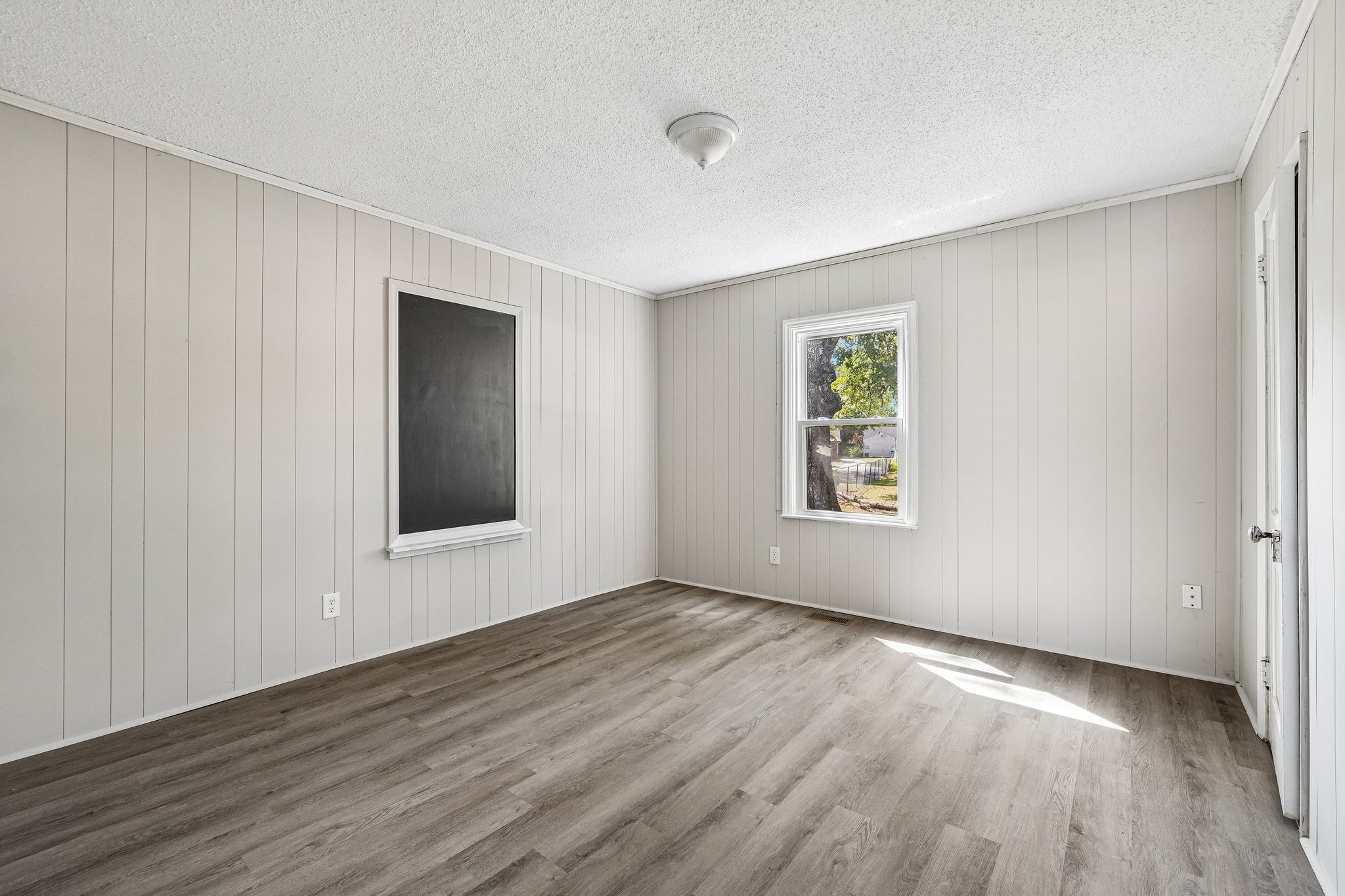 Clarinda St-S3009-017.jpg