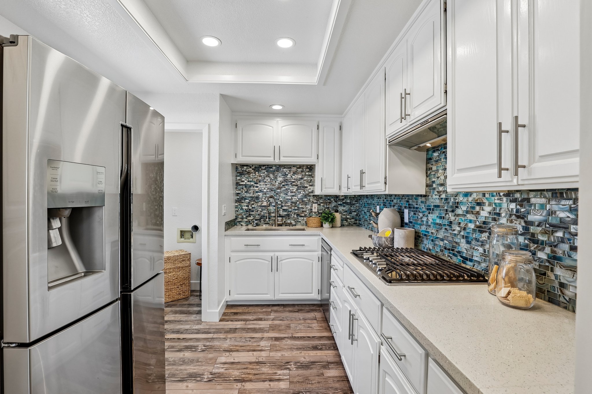 611 E McKinley Ave-S1109-015.jpg