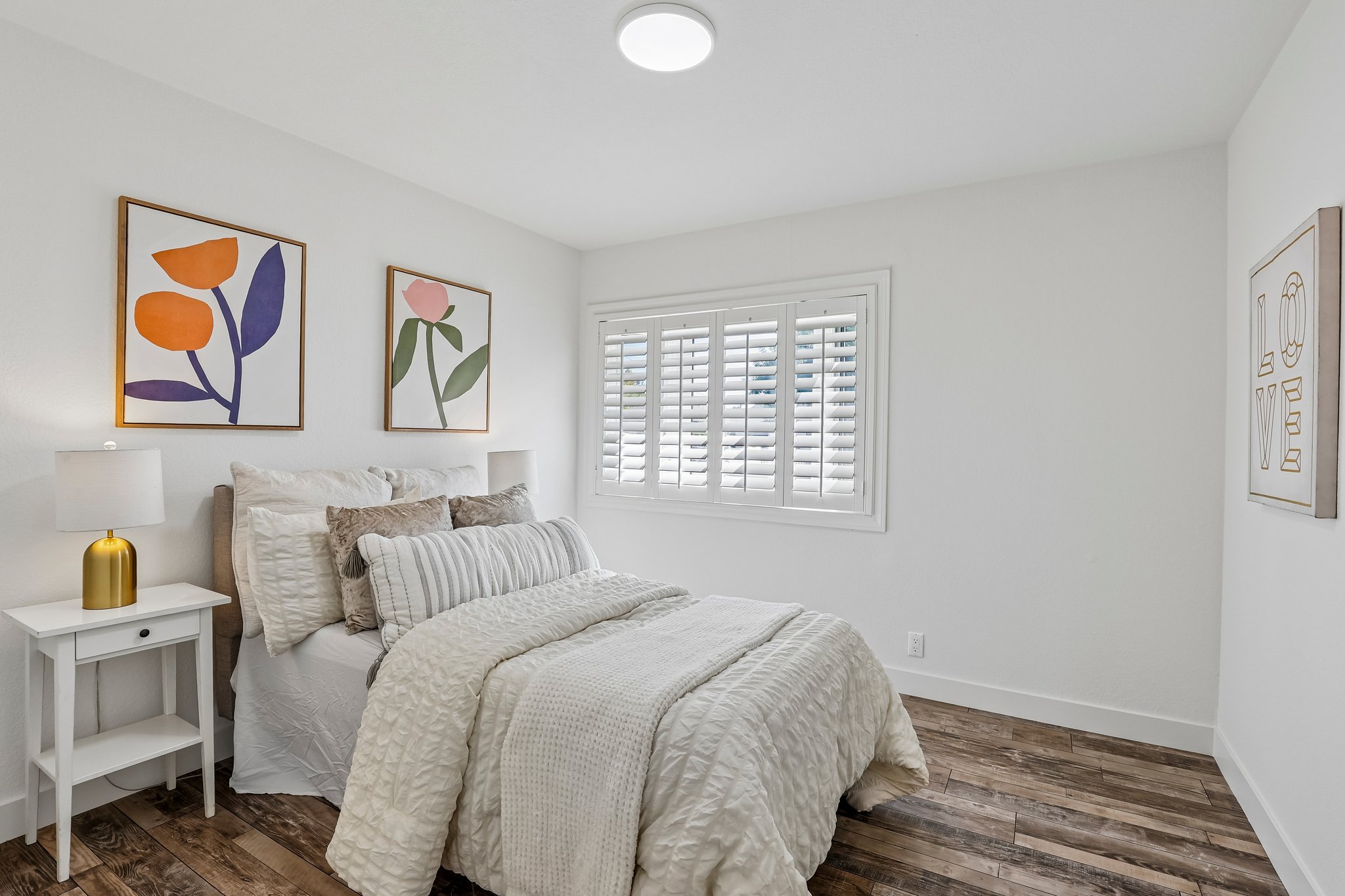 611 E McKinley Ave-S1109-029.jpg