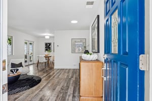 611 E McKinley Ave-S1109-006.jpg