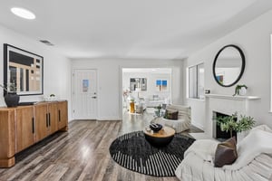 611 E McKinley Ave-S1109-011.jpg
