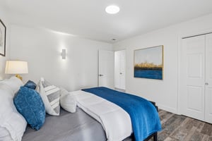 611 E McKinley Ave-S1109-027.jpg