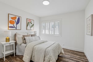 611 E McKinley Ave-S1109-029.jpg