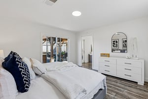 611 E McKinley Ave-S1109-031.jpg