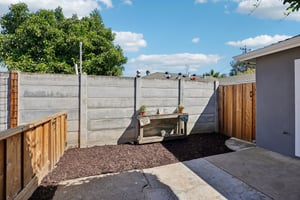 611 E McKinley Ave-S1109-034.jpg