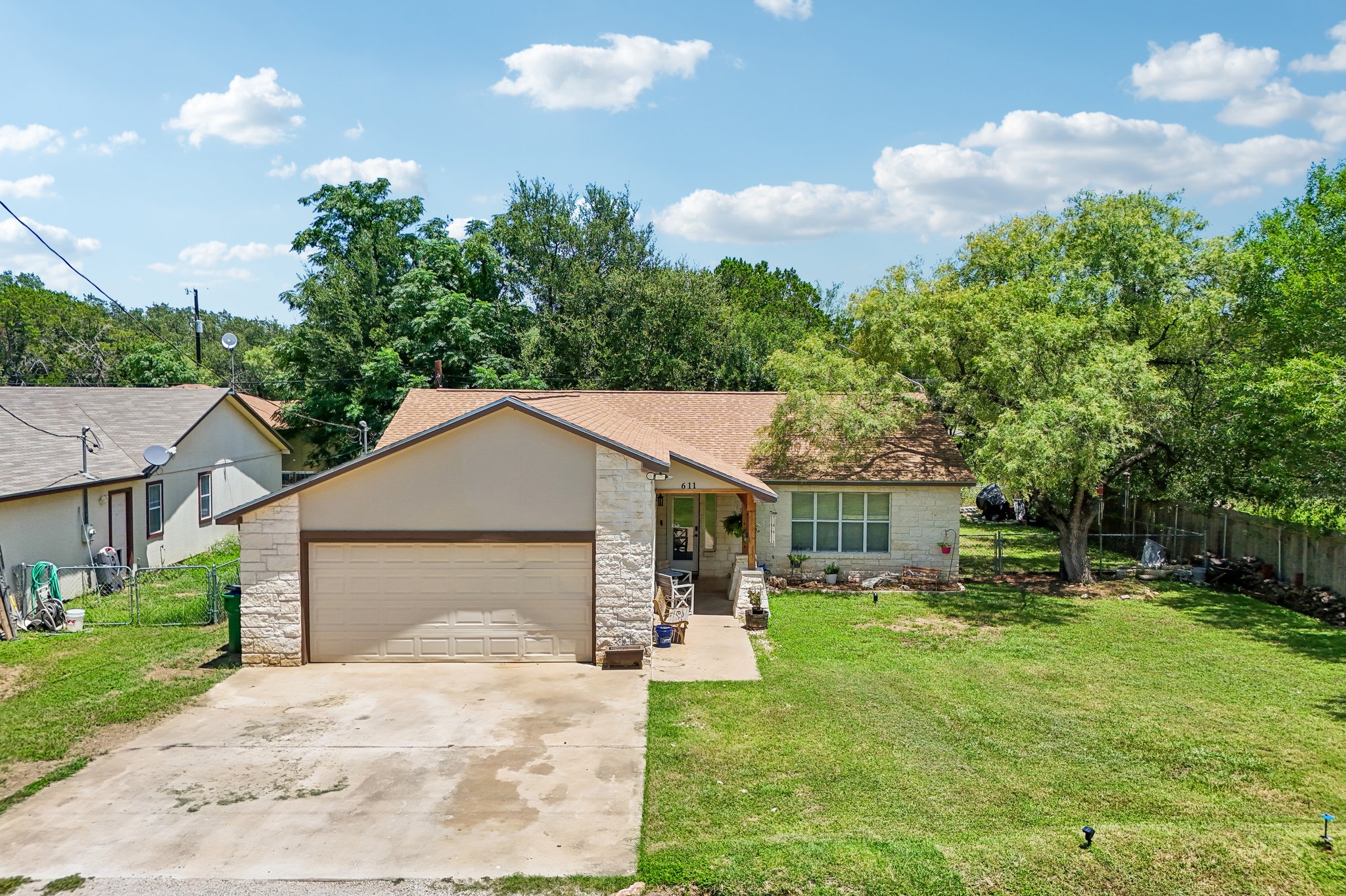 Magnolia Ln-S2207-004.jpg