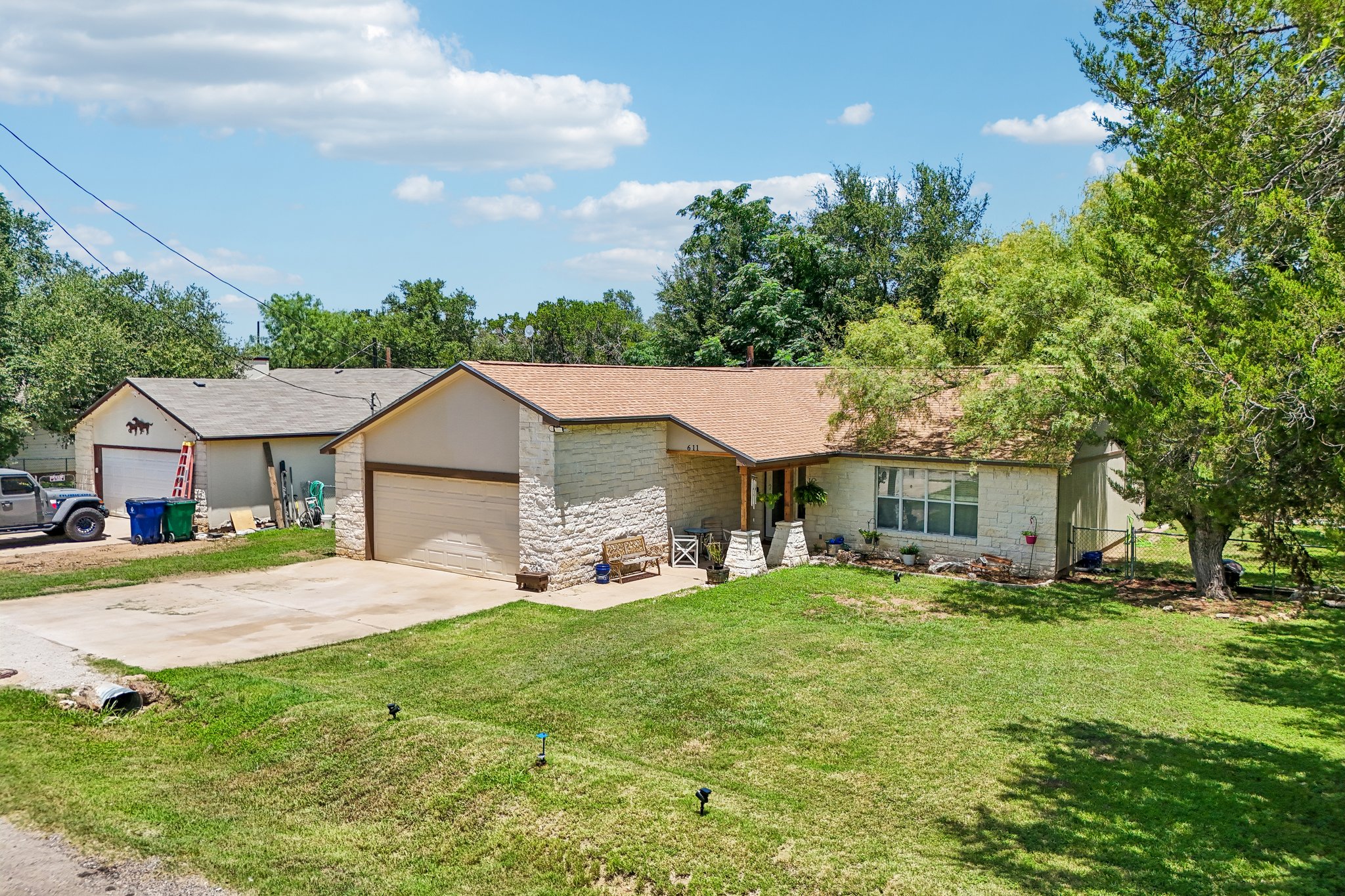 Magnolia Ln-S2207-005.jpg