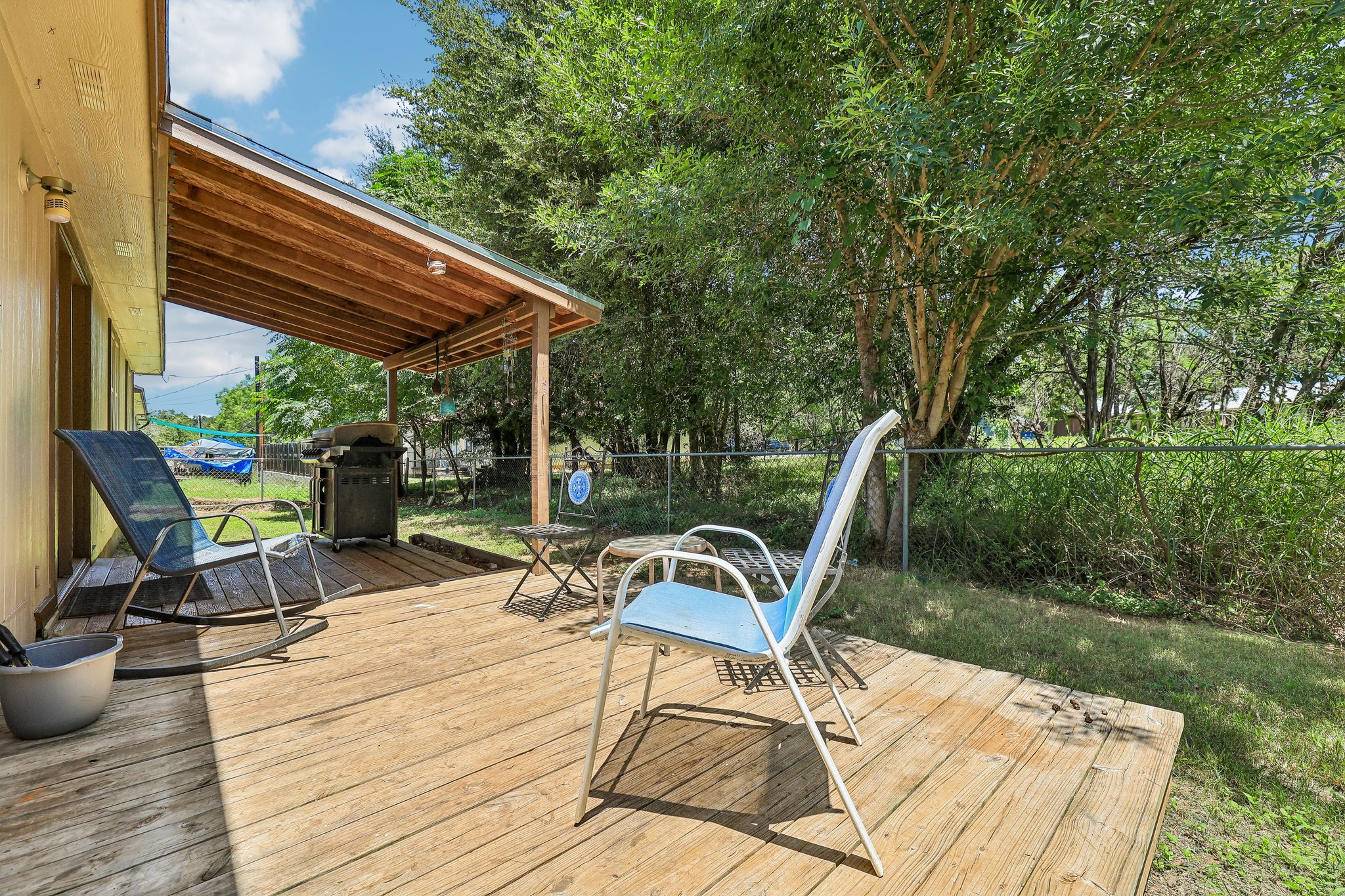Magnolia Ln-S2207-040.jpg