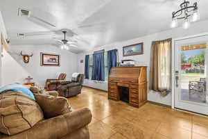 Magnolia Ln-S2207-009.jpg