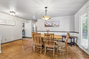 Magnolia Ln-S2207-015.jpg