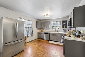 Magnolia Ln-S2207-019.jpg