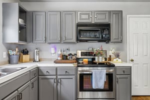 Magnolia Ln-S2207-023.jpg
