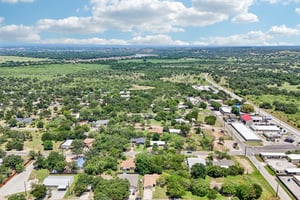 Magnolia Ln-S2207-049.jpg