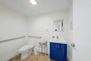  Photo 23