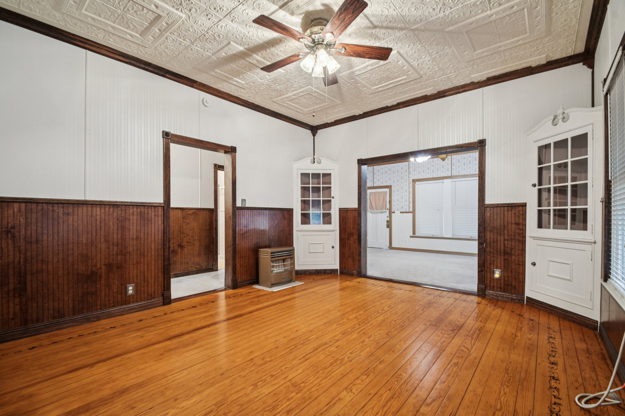 N Main St-S0810-006.jpg