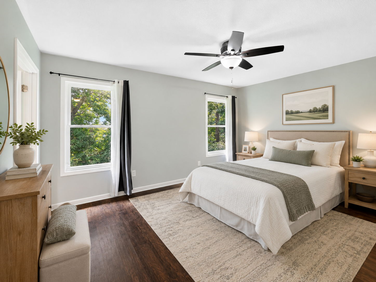 613 Primary Bedroom (En-Suite)