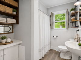 611 Bath 1