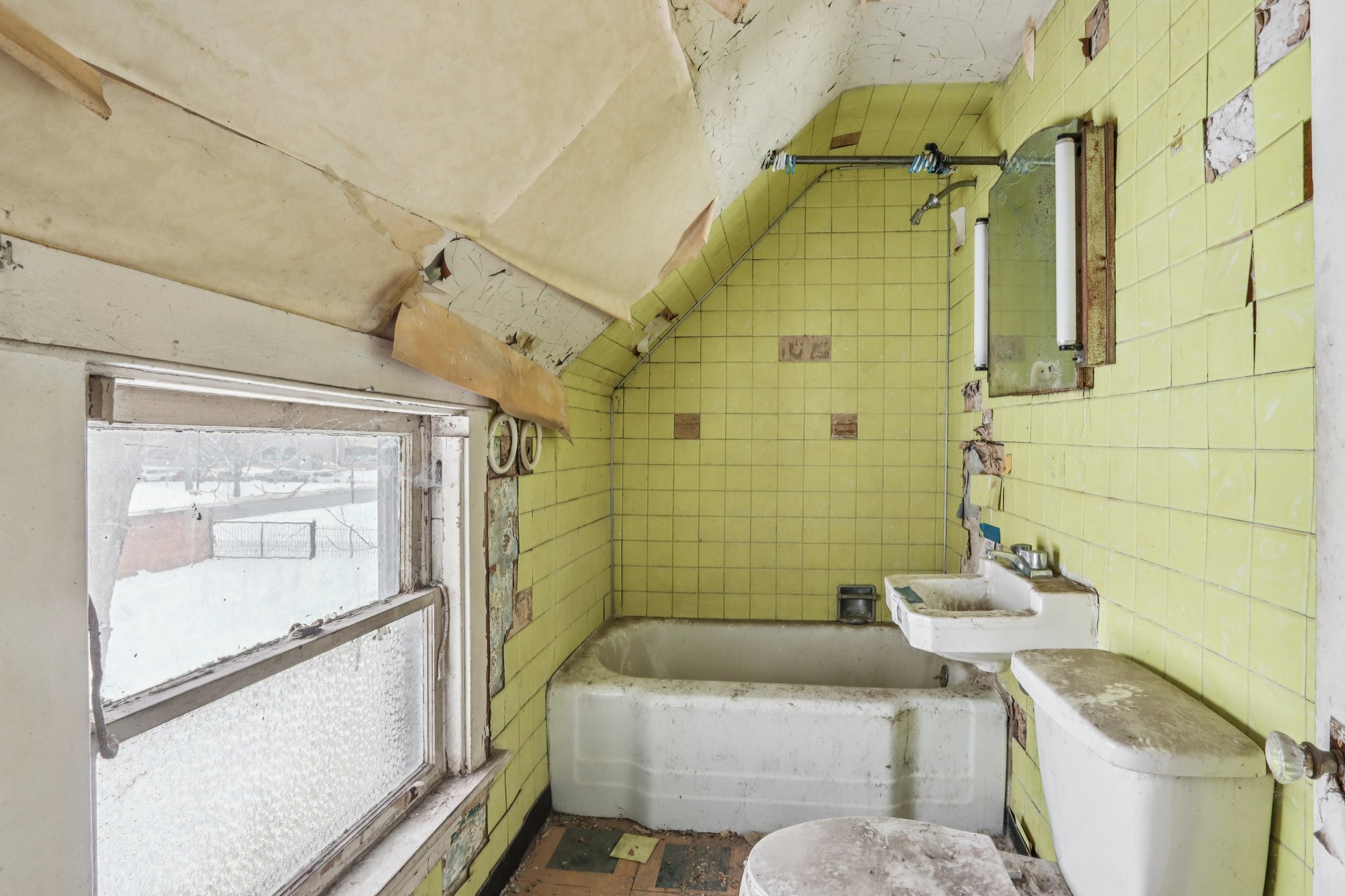 S 13th Ave-S0312-010.jpg