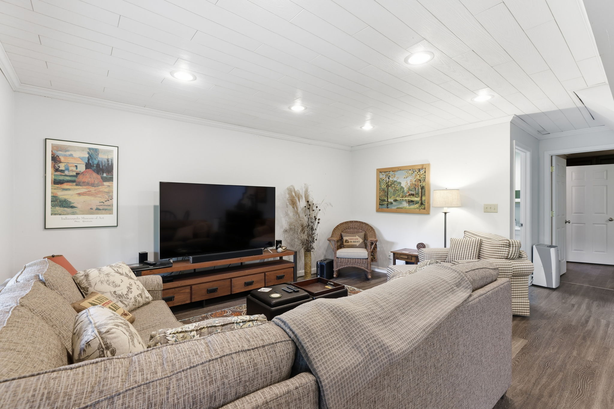  Photo 31