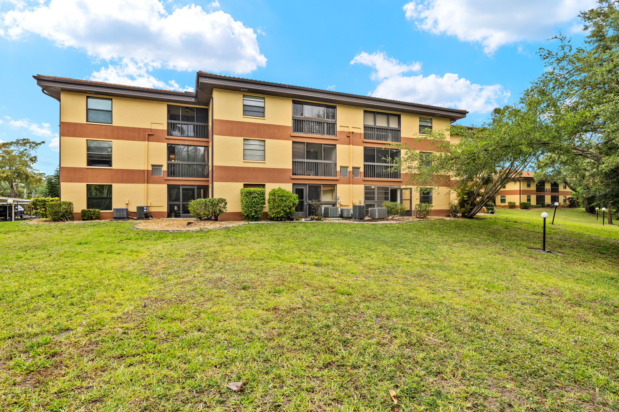 Rear Exterior 1 of 3