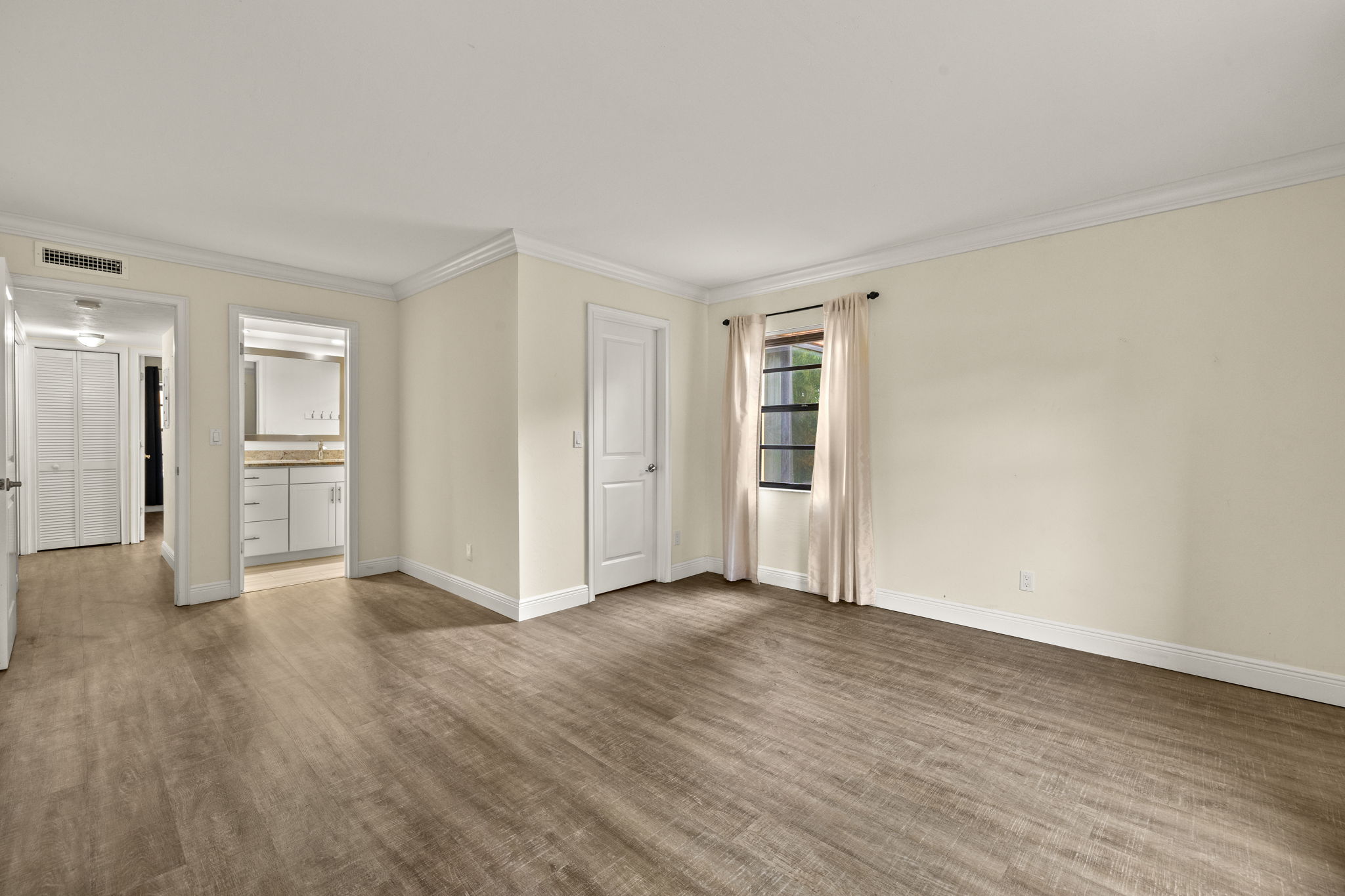 Primary Bedroom 3 of 4