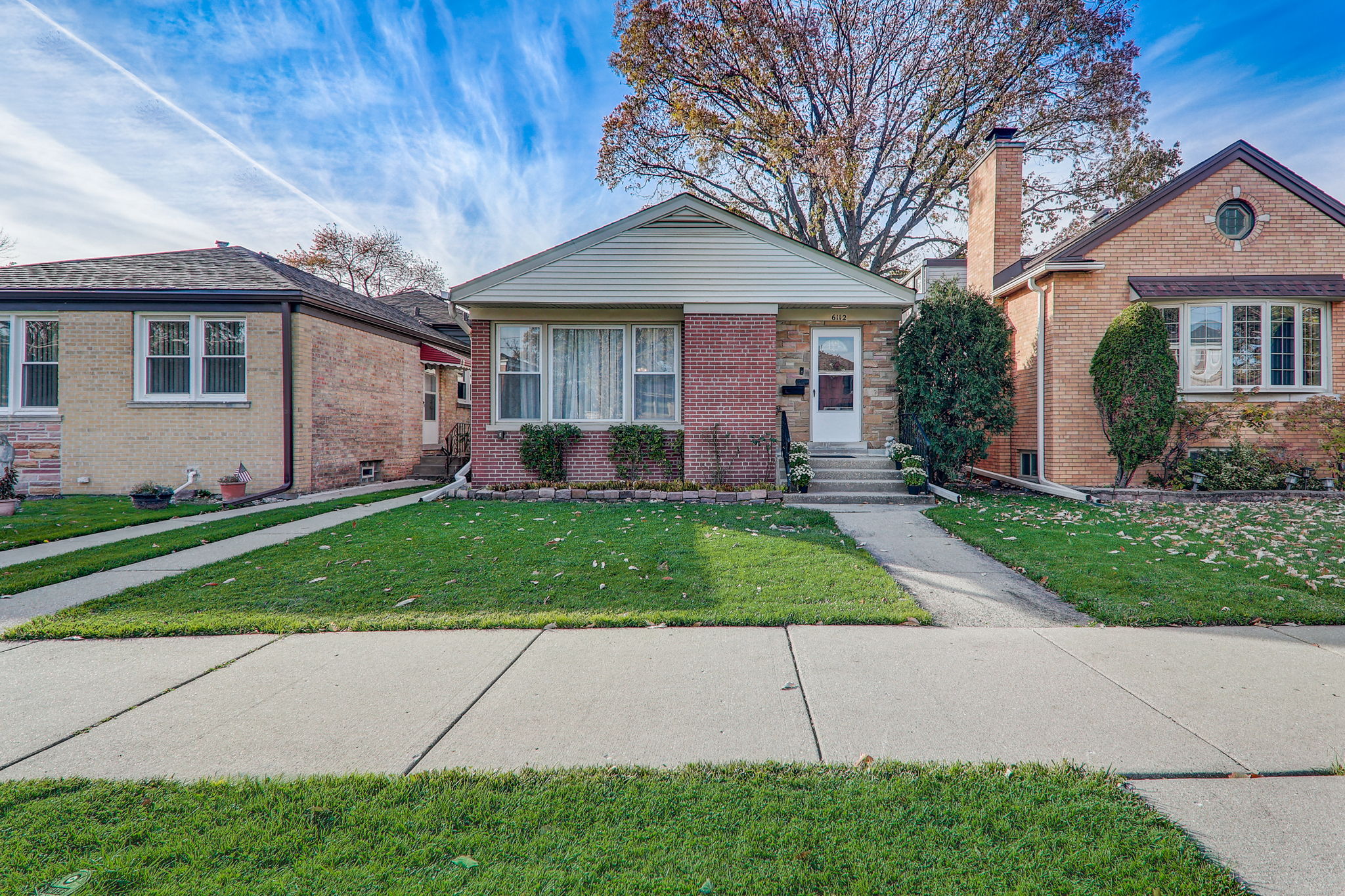 6112 N Springfield Ave, Chicago, IL 60659 | ShowingTime+ Listing Media ...