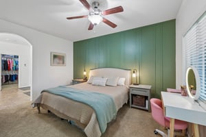 6113 Paddleboat St-S0508-018.jpg