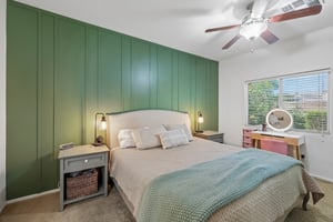 6113 Paddleboat St-S0508-019.jpg