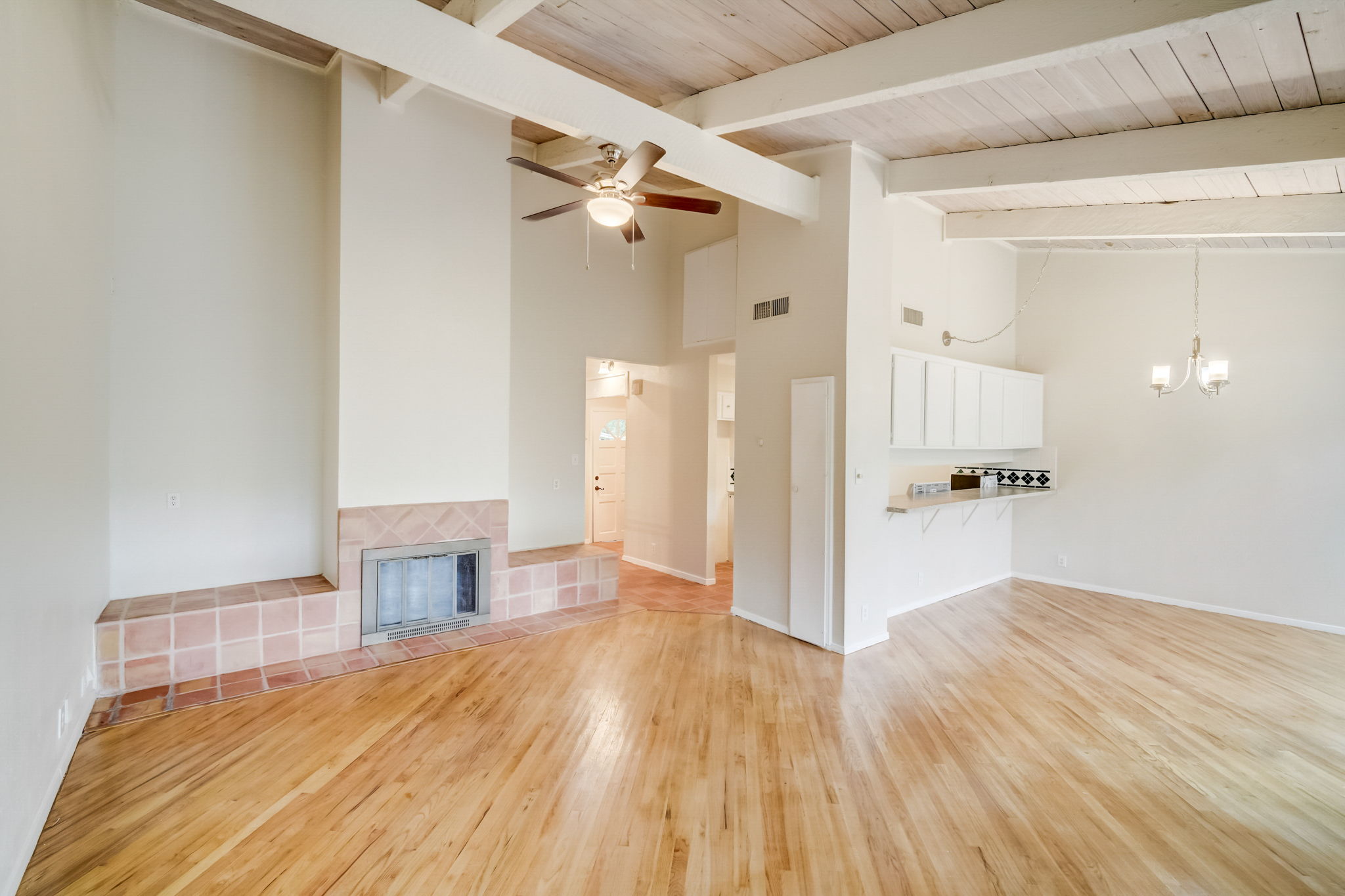 Shadow Valley Dr-008