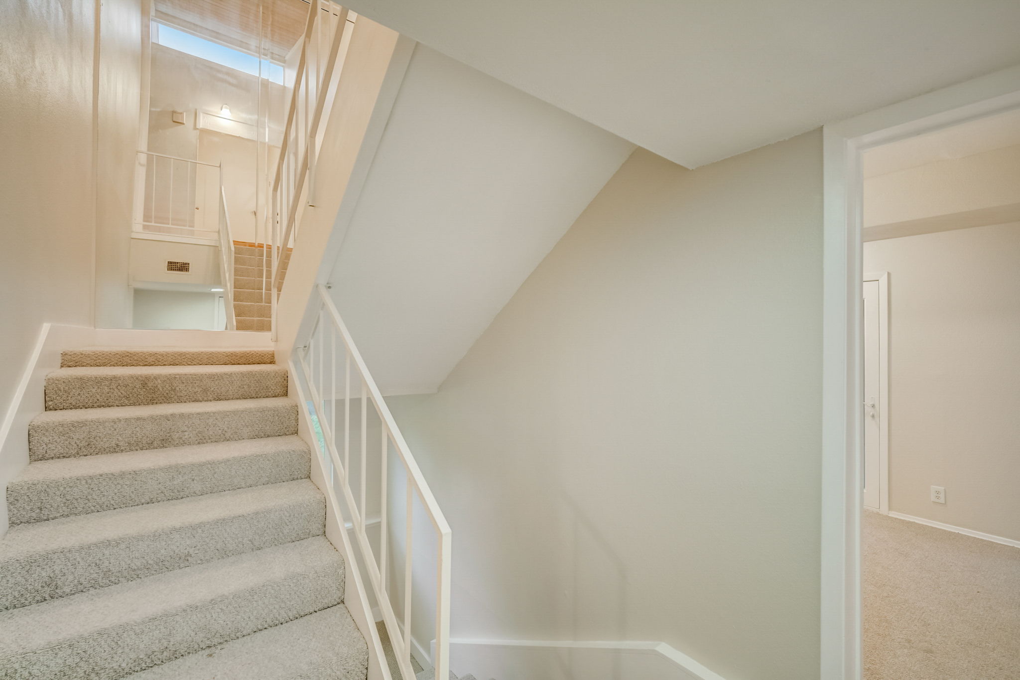 Shadow Valley Dr-024