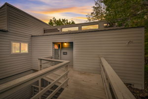 Shadow Valley Dr A - VT-001