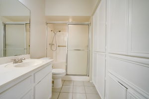 Shadow Valley Dr-022