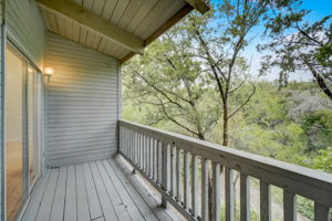 Shadow Valley Dr-039