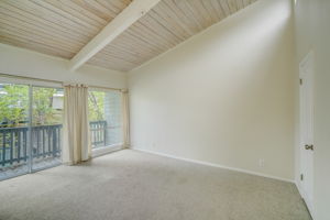 Shadow Valley Dr-020