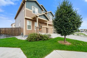 6113 Wood Bison Trail, Colorado Springs, CO 80925, USA Photo 9